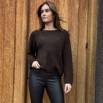 Depeche Clothing SarahDe Alpaca O-Neck Knit 015 Brown